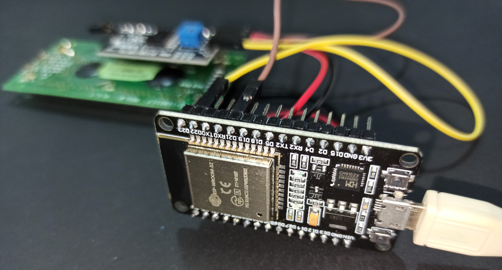 ALINOS - ESP32 DEVKITV1 - Conectando un display LCD 16x2 por I2C